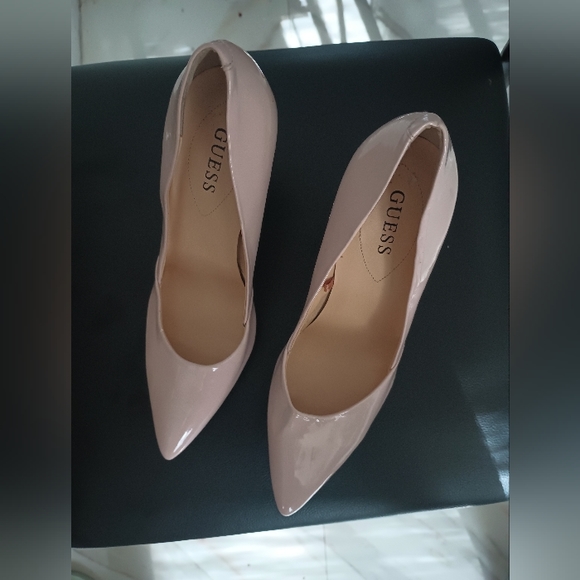 Guess Shoes - ✨SOLD✨New Cream Beige Guess Pointed Toe Pumps__#S10